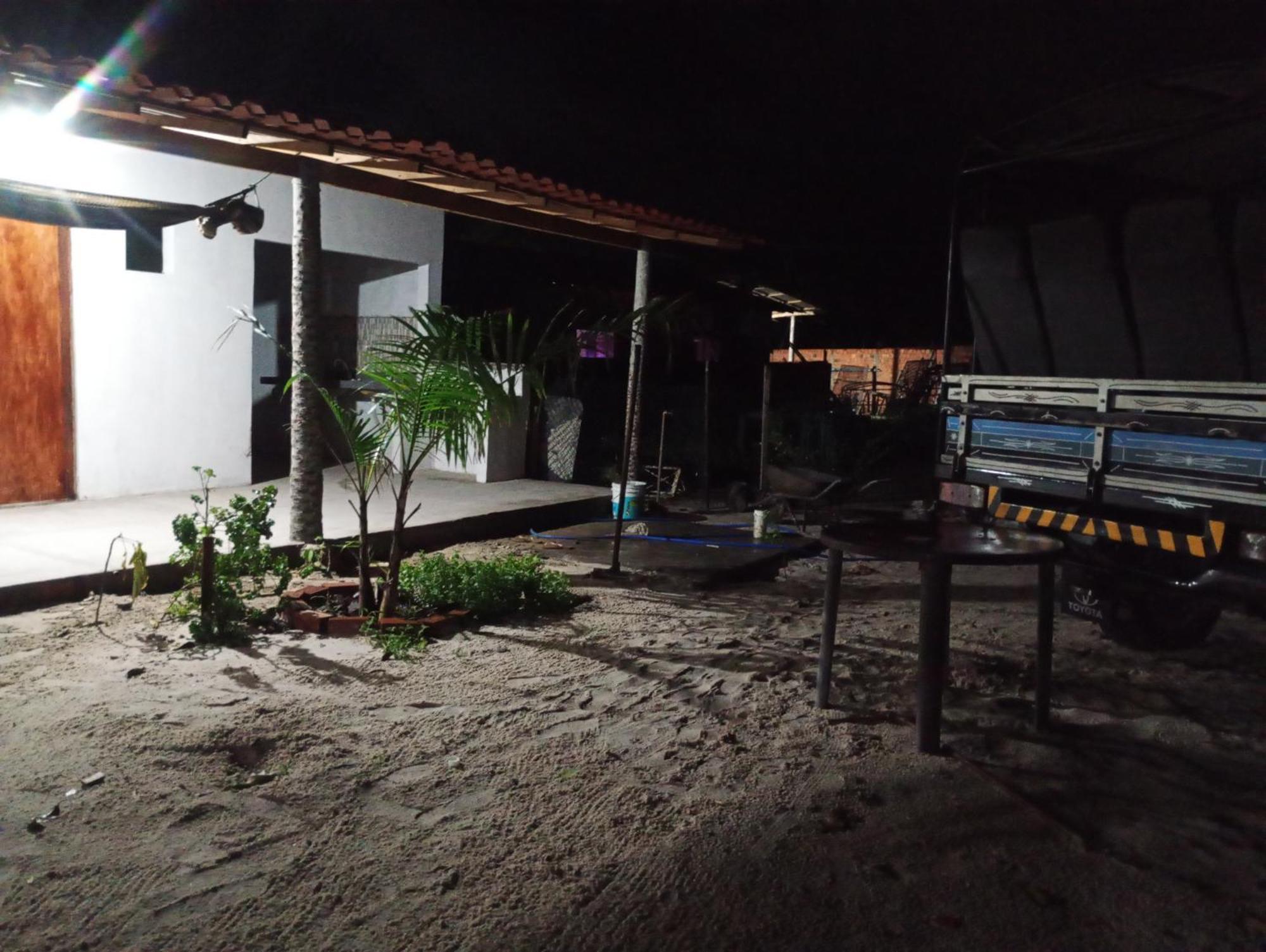 Hostel E Camping Na Rua Das Flores Santo Amaro do Maranhao Extérieur photo
