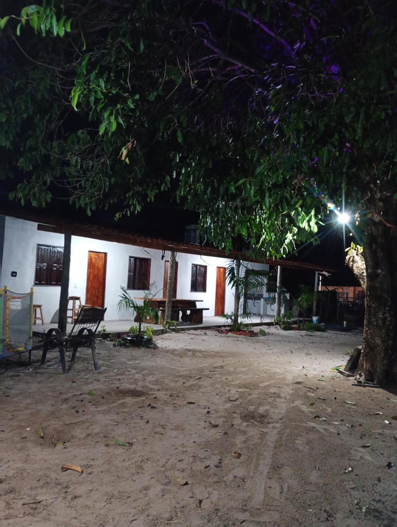 Hostel E Camping Na Rua Das Flores Santo Amaro do Maranhao Extérieur photo