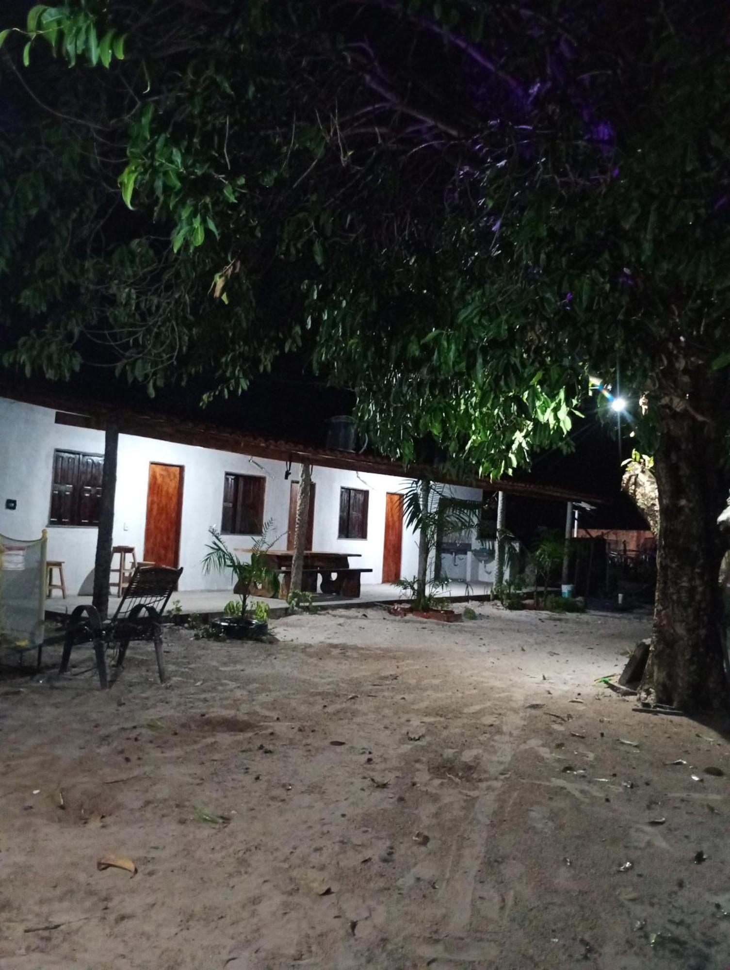 Hostel E Camping Na Rua Das Flores Santo Amaro do Maranhao Extérieur photo