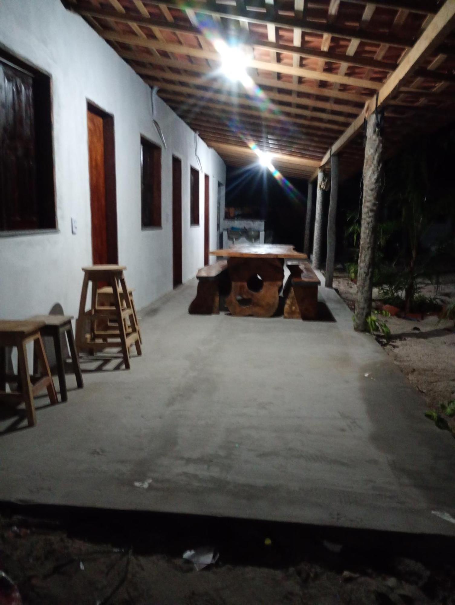 Hostel E Camping Na Rua Das Flores Santo Amaro do Maranhao Extérieur photo