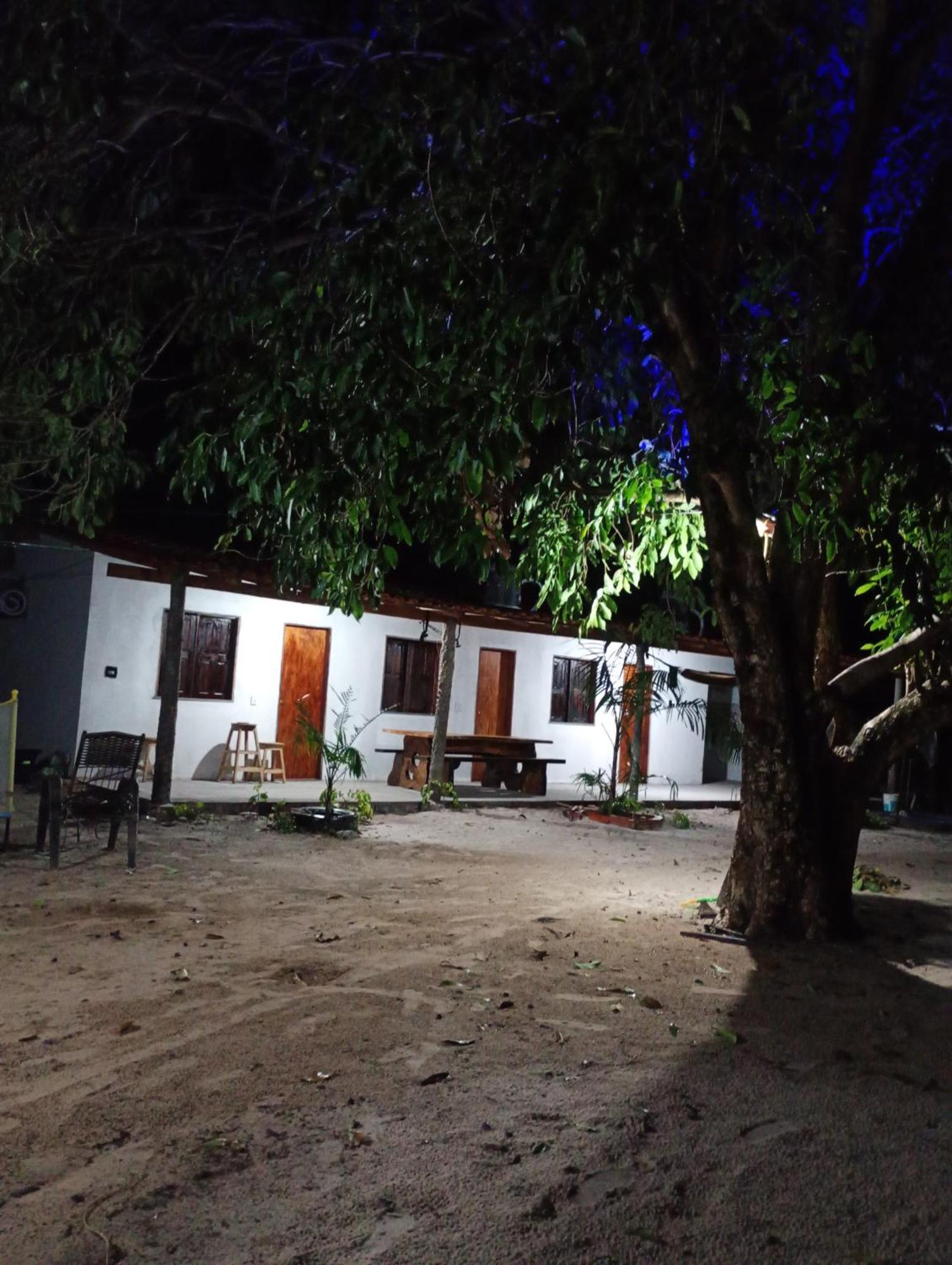 Hostel E Camping Na Rua Das Flores Santo Amaro do Maranhao Extérieur photo