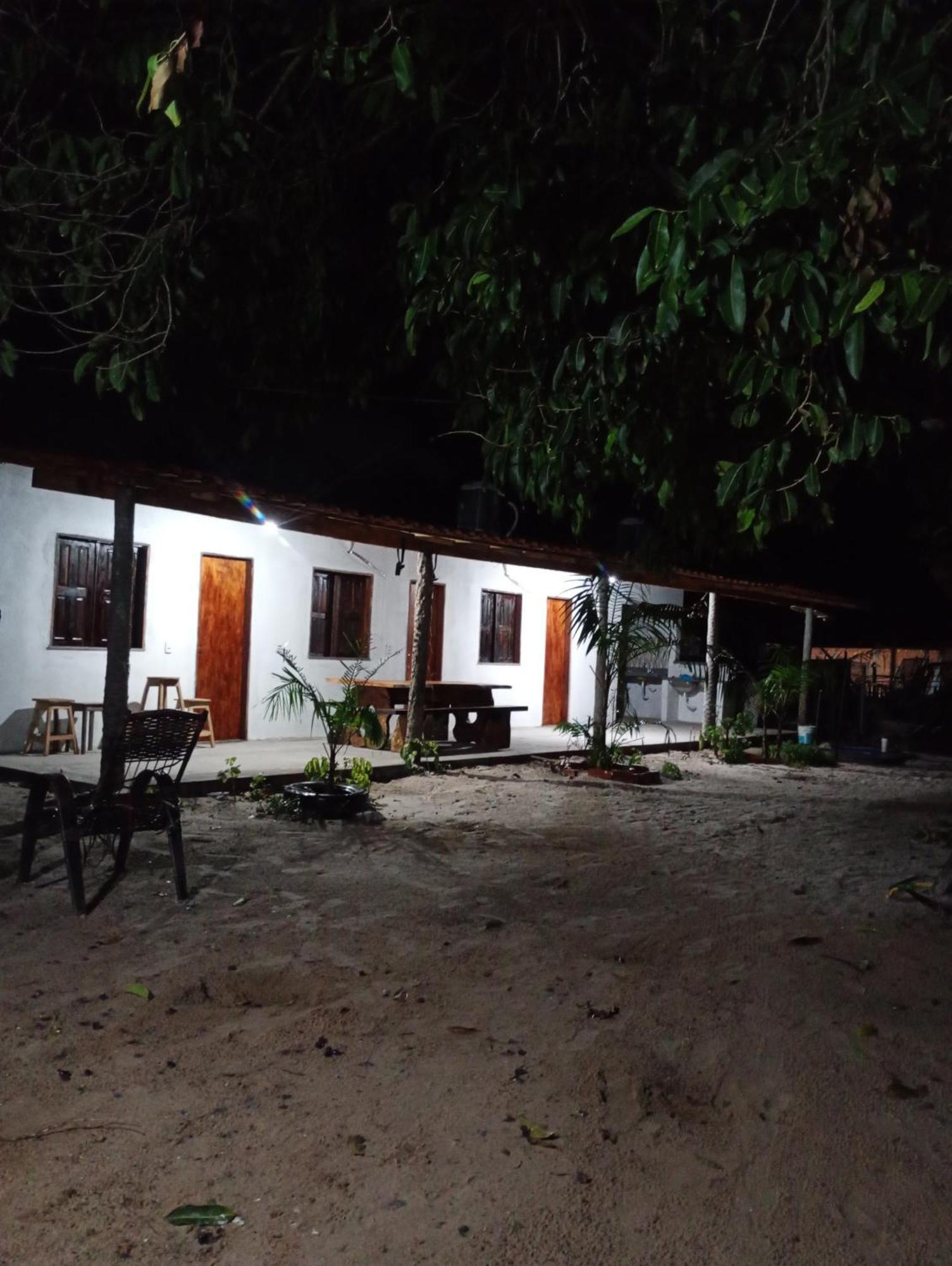 Hostel E Camping Na Rua Das Flores Santo Amaro do Maranhao Extérieur photo